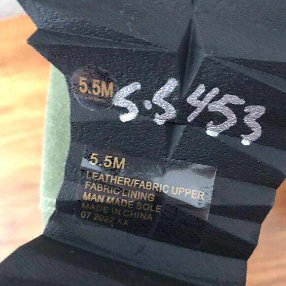 NURTURE Green Suede Chelsea Boot‎ Lug Sole Platform Water Resistant Size 5.5 New - Picture 11 of 13